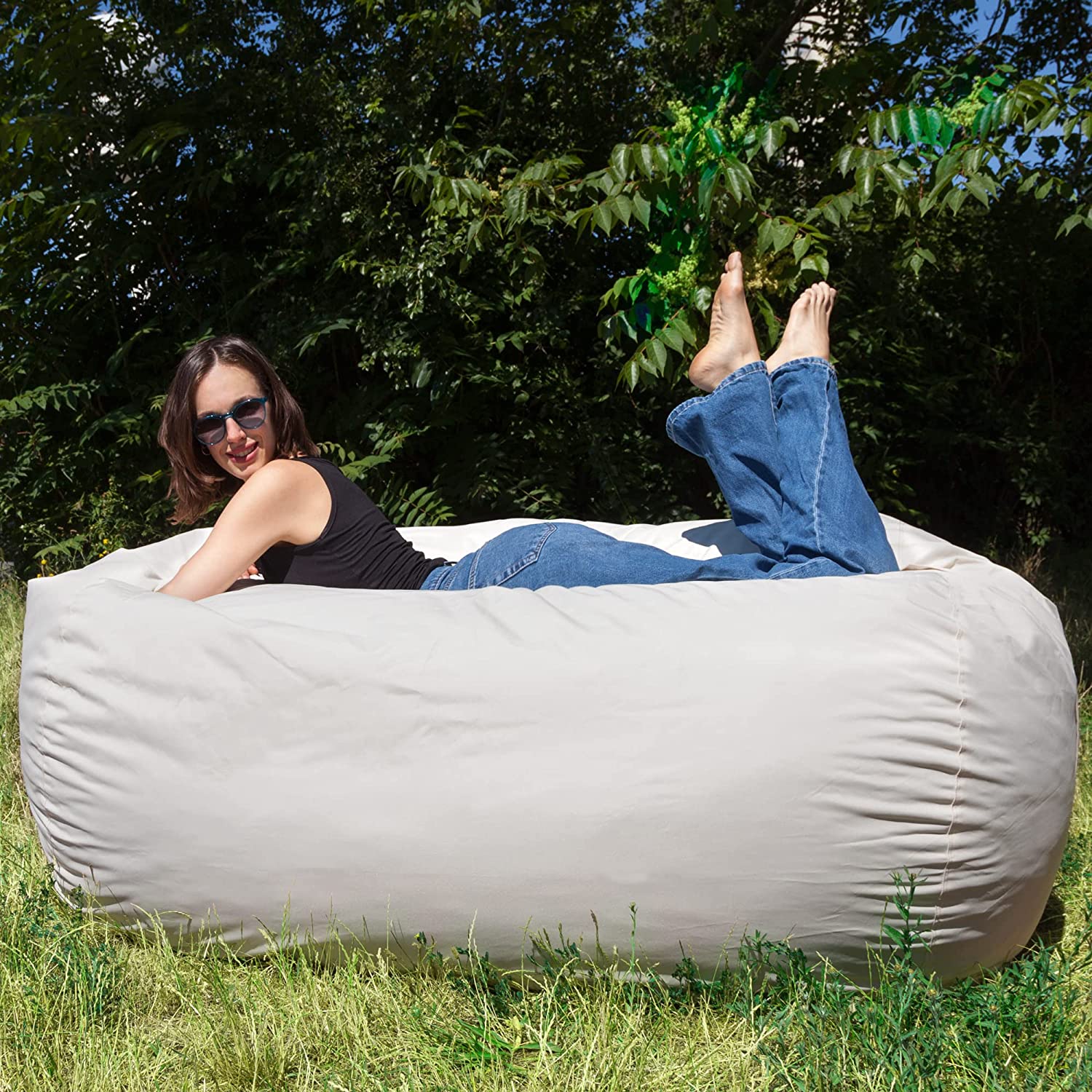 Der größte Sitzsack Europas! 1500 L Outdoor wasserfest Bean Bag -  Schaumstoff Füllung Sessel für Kinder & Erwachsene - XXL Sitzkissen  waschbarer Bezug